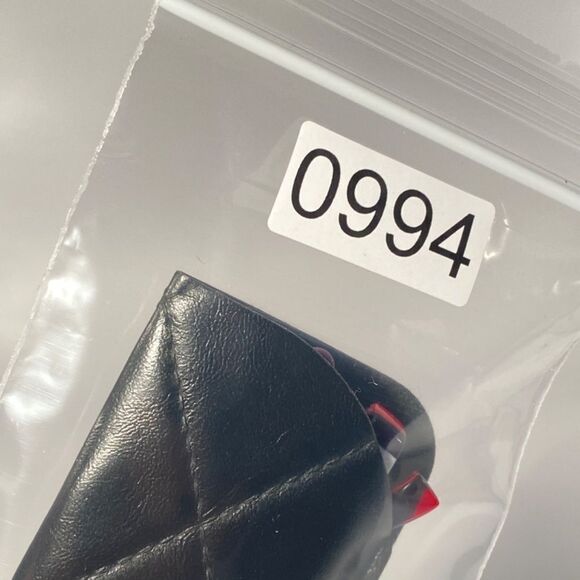 0994 Makeup Cosmetic 3.00 Flip Magnifying Glasses For Precision Application N… - Picture 5 of 5